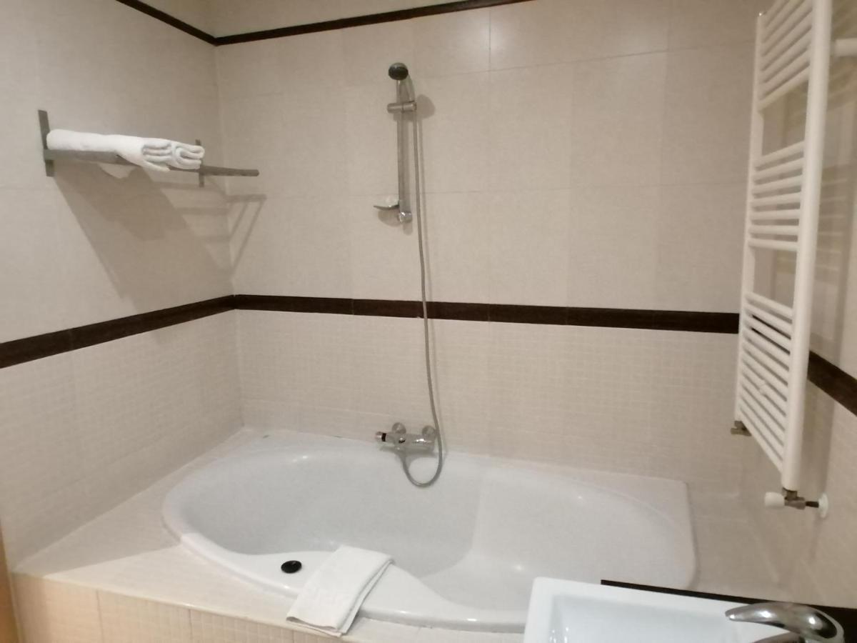 Apartamento La casa de Abajo Vigo Exterior foto
